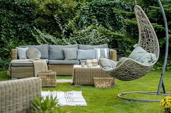 Grossiste salon de jardin : des meubles pour réussir votre espace extérieur